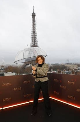 Sigourney Weaver Photocall for the film Avatar Fire and Ash Avatar de Feu et de Cendres at the Shangri La Hotel in Paris on December 4, 2025 Coadic Guirec Bestimage Photocall for the film Avatar Fire and Ash at the Shangri La Hotel in Paris on December 4, 2025 Paris France  Copyright: xCOADICxGUIRECx xBESTIMAGExCOADICxGUIRECx xBESTIMAGEx