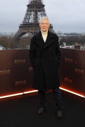 Stephen Lang Photocall du film Avatar Fire and Ash Avatar de Feu et de Cendres à lhôtel Shangri La à Paris le 4 décembre 2025 Coadic Guirec Bestimage Photocall for the film Avatar Fire and Ash at the Shangri La Hotel in Paris on December 4, 2025 Paris France  Copyright: xCOADICxGUIRECx xBESTIMAGExCOADICxGUIRECx xBESTIMAGEx
