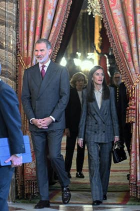 The King and Queen preside over the meeting of the Board of Trustees of the Princess of Girona Foundation King Felipe and Queen Letizia on their arrival at the annual meeting of the Board of Trustees of the Princess of Girona Foundation, at the Royal Palace, on December 4, 2025, in Madrid Spain The main objective of the Foundation is to work for young people in all those aspects critical to their future REUNIÓN PATRONATO REYES MONARQUÍA PALACIO REAL José Madrid Madrid Madrid Spain  Copyright: xJosÃ xOlivax 7147148