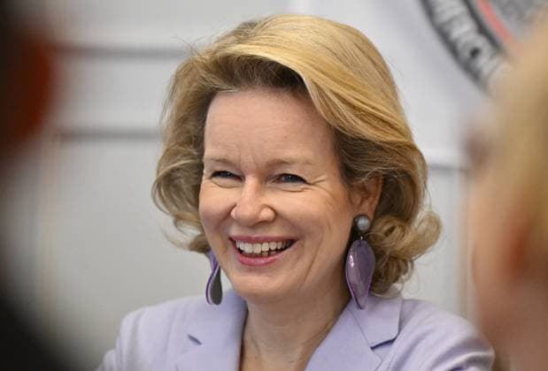 Queen Mathilde of Belgium pictured during a royal visit to the Emergency Victim Assistance (EVA) unit of the Brussels Capital Ixelles police zone, Thursday 04 December 2025. The visit follows the round table discussion on domestic violence held at the Royal Palace on 4 November.  ERICxLALMAND 146406334
