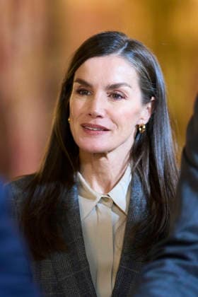 04-12-2025 Madrid Queen Letizia during a meeting with the board of trustees of the princess of Girona foundation at the royal palace in Madrid. No Spain Â  Copyright: xPPEx