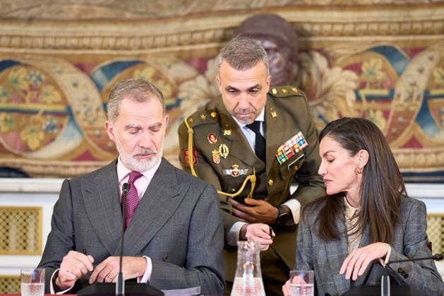 Spanish Royals attends Meeting of the Board of Trustees of the Princess of Girona Foundation King Felipe VI of Spain, Queen Letizia of Spain attends Meeting of the Board of Trustees of the Princess of Girona Foundation at Royal Palace on December 4, 2025 in Madrid, Spain Photo by IMAGO MPG Madrid Royal Palace Madrid Spain  Copyright: xMPGx
