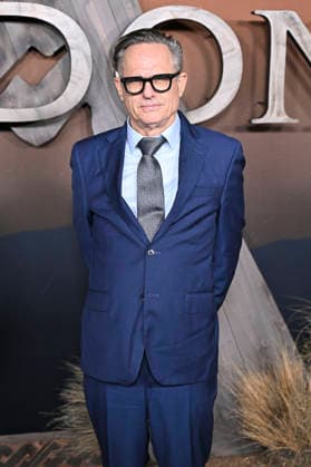 Stephen Surjik at the premiere of the Netflix series The Abandons at the Netflix Tudum Theater Los Angeles, 03 12 2025 Foto:xD.xStarbuckx xFuturexImagex abandons_5292