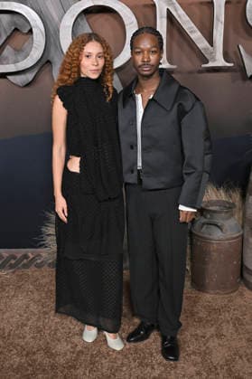 Francinia Casimiro and Lamar Johnson at the premiere of the Netflix series The Abandons at the Netflix Tudum Theater Los Angeles, 03 12 2025 Foto:xD.xStarbuckx xFuturexImagex abandons_5299