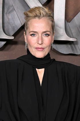 Gillian Anderson at the premiere of the Netflix series The Abandons at the Netflix Tudum Theater Los Angeles, 03 12 2025 Foto:xD.xStarbuckx xFuturexImagex abandons_5316