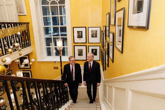 News Bilder des Tages Prime Minister Keir Starmer meets Norway PM Jonas Gahr Store 04 12 2025. London, United Kingdom. Prime Minister Keir Starmer meets Norwegian Prime Minister Jonas Gahr Store for a bilateral meeting in 10 Downing Street., Credit:Simon Dawson Avalon United Kingdom, Greater London, London, 10 Downing Street  Copyright: xSimonxDawsonx xAvalonx 1056510011