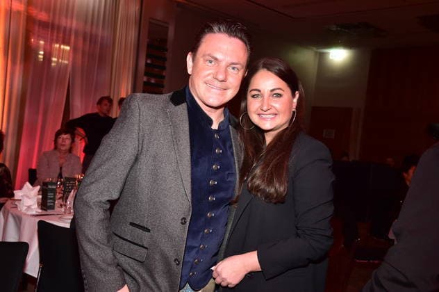 2 Kindeswohl Berlin Charity Gala 2025 Stefan Mross with girlfriend Eva Luginger Arrival, red carpet 2 Kindeswohl Berlin Charity Gala 2025Ò at the Hotel Pullman Berlin Schweizerhof in Berlin on 04 12 2025 Photopress Mueller