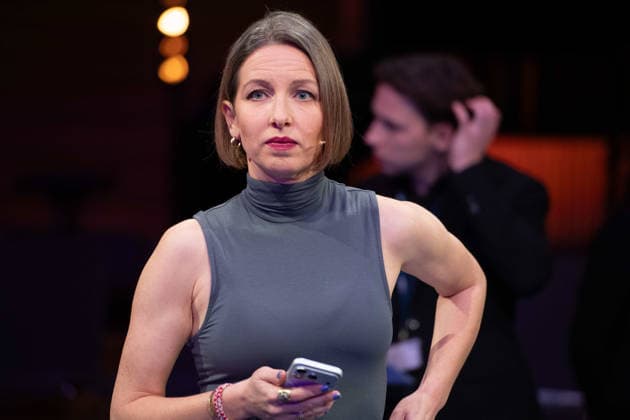 Award winner Katharina WILLINGER, portrait, portrait, portrait, cropped single image, single motif, Hanns Joachim Friedrichs Prize 2025, award ceremony on 04 12 2025, in Cologne
