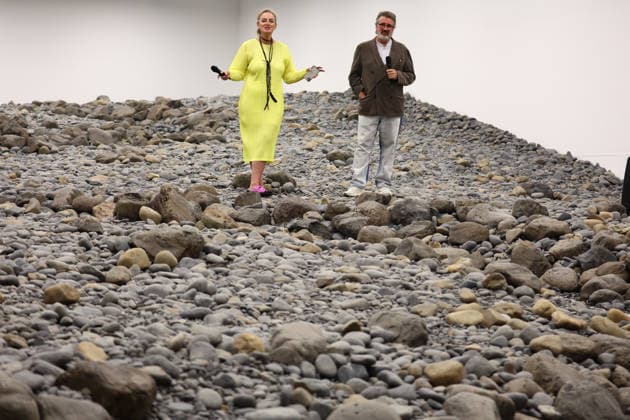 OLAFUR ELIASSON MEDIA PREVIEW, Gerraldine Kirrihi Barlow ( GOMA Curator) and Olafur Eliasson at thre riverbed during a preview of an exhibition by Icelandic-Danish artist Olafur Eliasson at the Gallery of Modern Art (GOMA), in Brisbane, Friday, December 5, 2025. ( NO ARCHIVING BRISBANE QUEENSLAND AUSTRALIA  Copyright: xJASONxO BRIENx 20251205133179170282