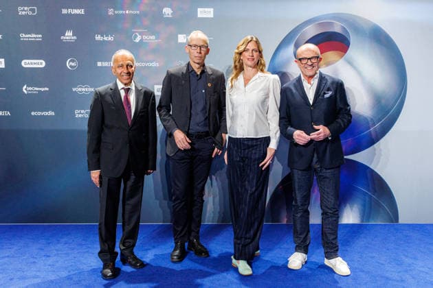 04 12 2025 Düsseldorf Day 1 on the sidelines of the award ceremony 18 German Sustainability Award at the Maritim Hotel Here l r Prof Dr Mojib Latif, Prof Dr Johan Rockström, Prof Dr Maja Göpel and Stefan Schulze Hausmann Düsseldorf Maritim Hotel North Rhine-Westphalia Germany