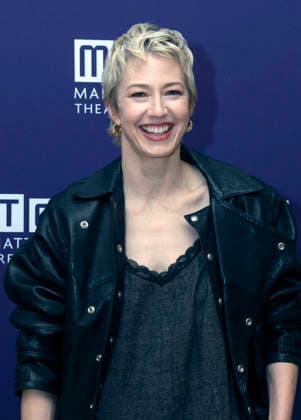 December 4, 2025, New York, Ny, United States: Carrie Coon attends the press event of the new production Bug . Held at Manhattan Theatre Club Studios in New York. Zuma Press December 4, 2025. New York United States - ZUMAp281 20251204_zea_p281_007 Copyright: xPhotoxImagexPressx
