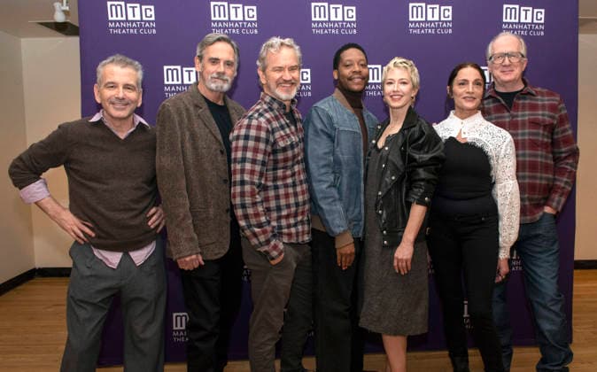 December 4, 2025, New York, Ny, United States: David Cromer, Randall Arney, Steve Key, Namir Smallwood, Cariie Coon, Jennifer Engstrom and Tracy Letts attend the press event of the new production Bug . Held at Manhattan Theatre Club Studios in New York. Zuma Press December 4, 2025. New York United States - ZUMAp281 20251204_zea_p281_016 Copyright: xPhotoxImagexPressx