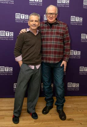 December 4, 2025, New York, Ny, United States: David Cromer and Tracy Letts attend the press event of the new production Bug . Held at Manhattan Theatre Club Studios in New York. Zuma Press December 4, 2025. New York United States - ZUMAp281 20251204_zea_p281_019 Copyright: xPhotoxImagexPressx