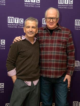 December 4, 2025, New York, Ny, United States: David Cromer and Tracy Letts attend the press event of the new production Bug . Held at Manhattan Theatre Club Studios in New York. Zuma Press December 4, 2025. New York United States - ZUMAp281 20251204_zea_p281_020 Copyright: xPhotoxImagexPressx