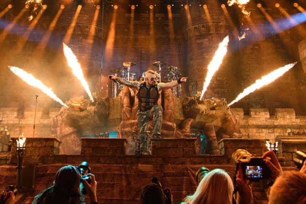Sabaton Perform at O2 Arena, London Lead singer Joakim BrodÃ n of Swedish power metal band Sabaton performs at O2 Arena, London, England, UK on Thursday 4 December 2025 as part of their The Legendary Tour ., Credit:Justin Ng Avalon UK, England, London, O2 Arena  Copyright: xJustinxNgx xAvalonx 1056611948