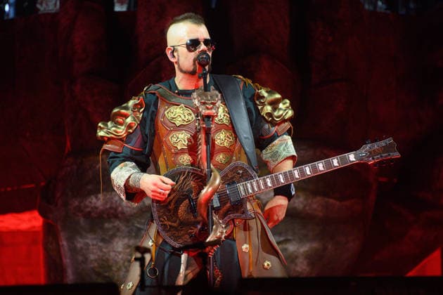 Sabaton Perform at O2 Arena, London Lead singer Joakim BrodÃ n of Swedish power metal band Sabaton performs at O2 Arena, London, England, UK on Thursday 4 December 2025 as part of their The Legendary Tour ., Credit:Justin Ng Avalon UK, England, London, O2 Arena  Copyright: xJustinxNgx xAvalonx 1056612024