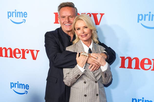 Los Angeles Special Screening Of Amazon Prime Video s Merv CULVER CITY, LOS ANGELES, CALIFORNIA, USA - DECEMBER 04: British-American television producer Mark Burnett and wife Irish actress, producer, and author Roma Downey arrive at the Los Angeles Special Screening Of Amazon Prime Video s Merv held at The Culver Theater on December 4, 2025 in Culver City, Los Angeles, California, United States., Credit:Xavier Collin Avalon United States, California, Culver City, The Culver Theater Copyright: xXavierxCollinx xAvalonx 1056628747