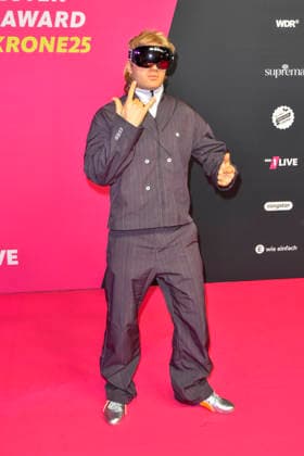 ABBbielefeld Ski Aggu , August Jean Diederich Saenger as guest on the red carpet at the WDR Music Award 1 Live Krone at Lokschuppen Bielefeld on 04 12 2025 NRW Germany