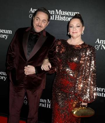 December 4, 2025, New York, New York, USA: Actors MELISSA MCCARTHY and her husband BEN FALCONE seen during the red carpet arrivals for American Museum of Natural History Ã¢â‚¬ËœThe Museum GalaÃ¢â‚¬â ¢ 2025 held at AMNH. New York USA - ZUMAk03_ 20251204_zaf_k03_159 Copyright: xNancyxKaszermanx
