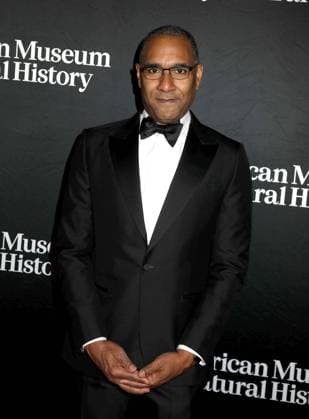 December 4, 2025, New York, New York, USA: President of the American Museum of Natural History SEAN M. DECATUR seen during the red carpet arrivals for American Museum of Natural History Ã¢â‚¬ËœThe Museum GalaÃ¢â‚¬â ¢ 2025 held at AMNH. New York USA - ZUMAk03_ 20251204_zaf_k03_006 Copyright: xNancyxKaszermanx