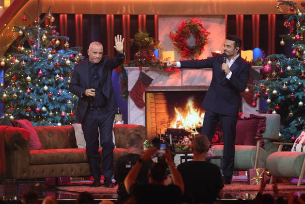 The Great Christmas Show 2025 Presenter Giovanni Zarrella with Eros Ramazzotti Italian pop singer, songwriter and music producer The Great Christmas Show presented by Giovanni Zarrella ZDF Live broadcast from 04 12 2025 in the Baden Arena Offenburg Offenburg, Baden Württemberg, Germany
