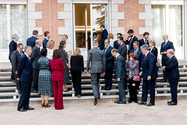 The King receives in audience the Board of Trustees of the Camilo José Cela University King Felipe VI receives in audience a representation of the Board of Trustees of the Camilo José Cela University, at La Zarzuela Palace, on December 5, 2025, in Madrid Spain The audience takes place on the occasion of the 25th anniversary of the Camilo José Cela University, which was founded in 2000 The Board of Trustees of the Camilo José Cela University is responsible for overseeing and guiding the institution in its operation and development and is composed of prominent members from various fields 05 DECEMBER 2025 AUDIENCE Carlos Lujá Madrid Madrid Spain  Copyright: xCarlosxLujanx 7149588
