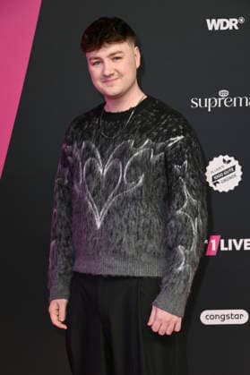 Niklas Dee at the 26 award ceremony of the 1Live Krone 2025 in the Lokschuppen Bielefeld, 04 12 2025 geislerfp_krone2025_5450
