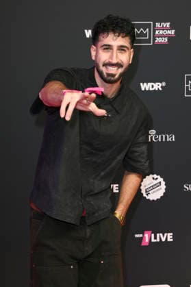 LÃ zan at the 26 award ceremony of the 1Live Krone 2025 in the Lokschuppen Bielefeld, 04 12 2025 geislerfp_krone2025_5459