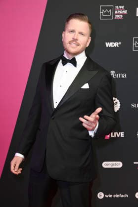 Finch at the 26 award ceremony of the 1Live Krone 2025 in the Lokschuppen Bielefeld, 04 12 2025 geislerfp_krone2025_5572
