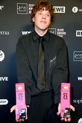 Zartmann at the 26 award ceremony of the 1Live Krone 2025 in the Lokschuppen Bielefeld, 04 12 2025 geislerfp_krone2025_5973