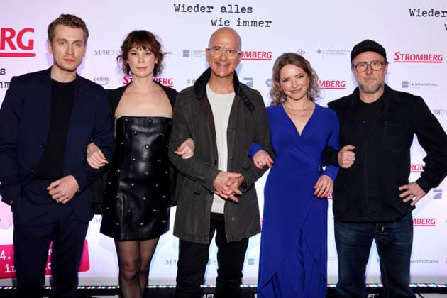 The actors Laszlo Branko Breiding Julian Gilsmeyer , Milena Dreißig Jennifer Schirrmann , Christoph Maria Herbst Bernd Stromberg , Diana Staehly Tanja Seifert and Bjarne Mädel Berthold Heisterkamp, Ernie at the fan premiere of the movie Stromberg Again everything as usual in the Cinedom Cologne, 04 12 2025 NRW Germany Copyright: xChristophxHardtx