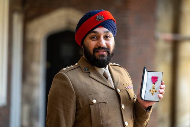 Investitures Captain Jagjit Sohal OBE Chair, WW1 Sikh Memorial Fund. For services to the Commemoration of Commonwealth Soldiers who served Great Britain. St James Palace, London 5th December 2025, Credit:Tony Kershaw SWNS Avalon  Copyright: xTonyxKershawx xSWNSx xAvalonx 1056706326