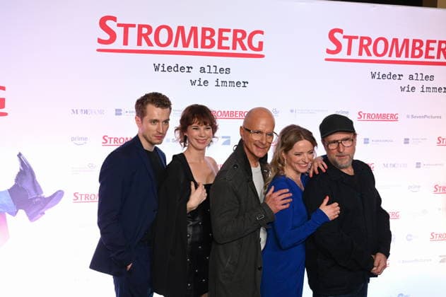 Actors Laszlo Branko Breiding, Milena Dreißig, Christoph Maria Herbst, Diana Staehly and Bjarne Mädel , l r, attend the fan premiere of the film Stromberg Everything as usual again