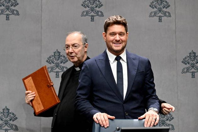 Press conference for the Concert with the Poor Press conference for the Concert with the Poor. Pictured are Don Marco Frisina and Michael Buble. Vatican City, Dec 5th, 2025, Credit:Maria Laura Antonelli AGF Avalon Vatican, Vatican City  Copyright: xMariaxLauraxAntonelli AGFx xAvalonx 1056728836
