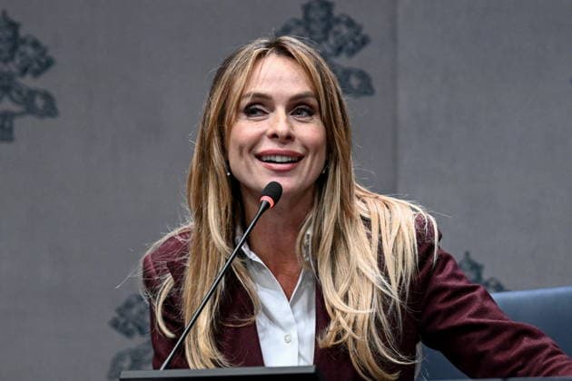 Press conference for the Concert with the Poor Press conference for the Concert with the Poor. Pictured: Serena Autieri Vatican City, Dec 5th, 2025, Credit:Maria Laura Antonelli AGF Avalon Vatican, Vatican City  Copyright: xMariaxLauraxAntonelli AGFx xAvalonx 1056729106