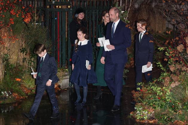 . 05 12 2025. London, United Kingdom. Prince William , Kate Middleton , Prince George , Princess Charlotte and Prince Louis leaving the Together at Christmas carol service at Westminster Abbey in London.  xStephenxLockx xi-Imagesx IIM-26438-0027
