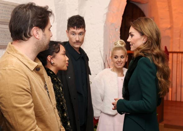 Members Of The Royal Family Attend The Together At Christmas Carol Service LONDON, ENGLAND - DECEMBER 05: Griff speaks with Catherine, Princess of Wales at the Together At Christmas Carol Service at Westminster Abbey on December 05, 2025 in London, England. Led by The Princess and supported by The Royal Foundation, the annual event offered a chance to pause and reflect on the values of love, compassion, and the connections we share. The service also highlighted remarkable individuals from across the UK who have demonstrated extraordinary kindness, empathy, and support within their communities., Credit:Chris Jackson Avalon United Kingdom, England, London, Westminster Abbey  Copyright: xChrisxJacksonx xAvalonx 1056772000