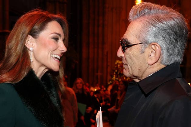 Members Of The Royal Family Attend The Together At Christmas Carol Service LONDON, ENGLAND - DECEMBER 05: Catherine, Princess of Wales speaks with Eugene Levy at the Together At Christmas Carol Service at Westminster Abbey on December 05, 2025 in London, England. Led by The Princess and supported by The Royal Foundation, the annual event offered a chance to pause and reflect on the values of love, compassion, and the connections we share. The service also highlighted remarkable individuals from across the UK who have demonstrated extraordinary kindness, empathy, and support within their communities., Credit:Chris Jackson Avalon United Kingdom, England, London, Westminster Abbey  Copyright: xChrisxJacksonx xAvalonx 1056772930