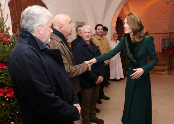 Members Of The Royal Family Attend The Together At Christmas Carol Service LONDON, ENGLAND - DECEMBER 05: Jon Cleave speaks with Catherine, Princess of Wales at the Together At Christmas Carol Service at Westminster Abbey on December 05, 2025 in London, England. Led by The Princess and supported by The Royal Foundation, the annual event offered a chance to pause and reflect on the values of love, compassion, and the connections we share. The service also highlighted remarkable individuals from across the UK who have demonstrated extraordinary kindness, empathy, and support within their communities., Credit:Chris Jackson Avalon United Kingdom, England, London, Westminster Abbey Copyright: xChrisxJacksonx xAvalonx 1056773335
