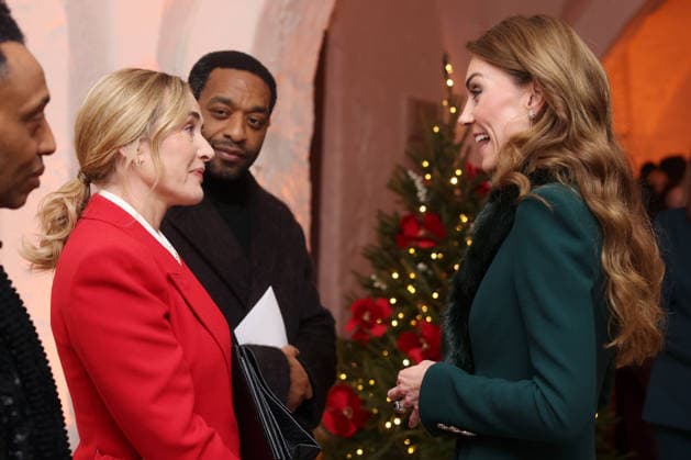 Members Of The Royal Family Attend The Together At Christmas Carol Service LONDON, ENGLAND - DECEMBER 05: Kate Winslet speaks with Catherine, Princess of Wales at the Together At Christmas Carol Service at Westminster Abbey on December 05, 2025 in London, England. Led by The Princess and supported by The Royal Foundation, the annual event offered a chance to pause and reflect on the values of love, compassion, and the connections we share. The service also highlighted remarkable individuals from across the UK who have demonstrated extraordinary kindness, empathy, and support within their communities., Credit:Chris Jackson Avalon United Kingdom, England, London, Westminster Abbey Copyright: xChrisxJacksonx xAvalonx 1056773371