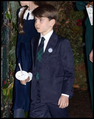 . 05 12 2025. London, United Kingdom. Prince Louis holding his candle as he leaves the Together at Christmas carol service at Westminster Abbey in London.  xStephenxLockx xi-Imagesx IIM-26438-0032