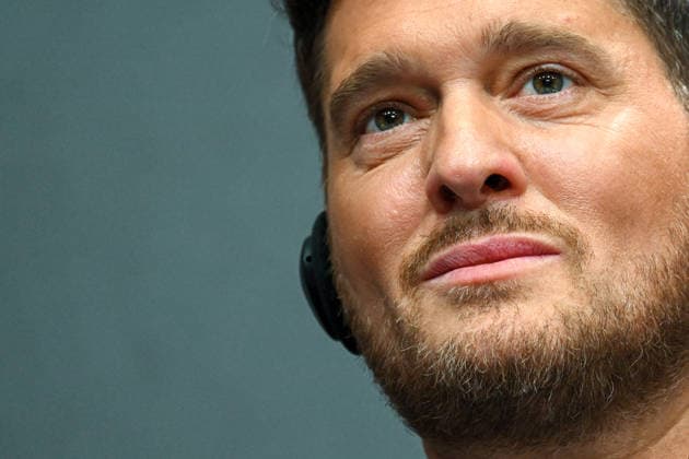 ITALY - PRESS CONFERENCE IN OCCASIONE DELLA PRESENTAZIONE DEL CONCERTO PER I POVERI AT THE VATICAN - 2025 12 5 Italy, Rome, Vatican, 2025 12 5.Michael Steven Bublé during a Press conference for the Concert with the Poor. at the Vatican. Pictured are da sinista Don marco Frisina ,Serena Autieri, Michael Steven Bublé and Gualtiero Ventura EDITORIAL USE ONLY - NO BOOKS Copyright: xALESSIAxGIULIANIx