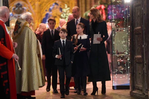 The ˜Together At Christmas™ Carol Service The Prince and Princess of Wales and other Members of the Royal Family attend the fifth ˜Together At Christmas™ Carol Service at Westminster Abbey, London, UK, on the 5th December 2025. Picture by Chris Jackson WPA-Pool London Westminster Abbey London United Kingdom  WHA-0806