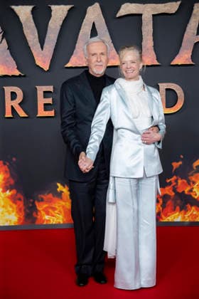 « Avatar: Fire And Ash » European Premiere - Paris James Cameron and Suzy Amis Cameron attends the Avatar: Fire And Ash European Premiere on December 05, 2025 in Boulogne-Billancourt, near Paris, France. Photo by Eliot Blondet ABACAPRES.COM Paris France France  Copyright: xBlondetxEliot ABACAx