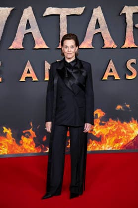 « Avatar: Fire And Ash » European Premiere - Paris Sigourney Weaver attends the Avatar: Fire And Ash European Premiere on December 05, 2025 in Boulogne-Billancourt, near Paris, France. Photo by Eliot Blondet ABACAPRES.COM Paris France France  Copyright: xBlondetxEliot ABACAx
