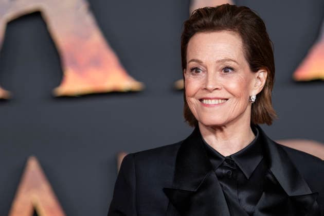 « Avatar: Fire And Ash » European Premiere - Paris Sigourney Weaver attends the Avatar: Fire And Ash European Premiere on December 05, 2025 in Boulogne-Billancourt, near Paris, France. Photo by Eliot Blondet ABACAPRES.COM Paris France France  Copyright: xBlondetxEliot ABACAx