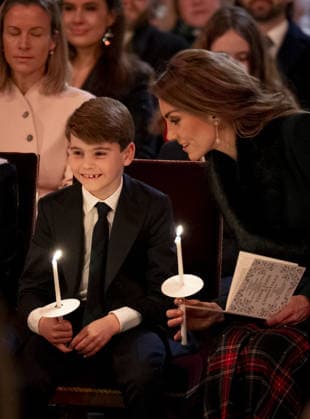 . 05 12 2025. London, United Kingdom. Prince William and Kate Middleton , the Prince and Princess of Wales, with their children Prince George, Princess Charlotte and Prince Louis at the Together at Christmas carol service at Westminster Abbey in London.  xPicturexbyxxi-Imagesx xPoolx IIM-26438-0055