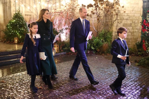 . 05 12 2025. London, United Kingdom. Prince William and Kate Middleton , the Prince and Princess of Wales, with their children Prince George, Princess Charlotte and Prince Louis at the Together at Christmas carol service at Westminster Abbey in London.  xPicturexbyxxi-Imagesx xPoolx IIM-26438-0061