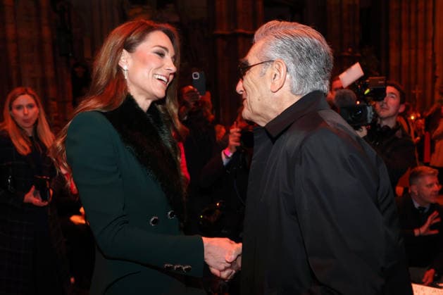 . 05 12 2025. London, United Kingdom. Kate Middleton , the Princess of Wales, with with Eugene Levy at the Together at Christmas carol service at Westminster Abbey in London.  xPicturexbyxxi-Imagesx xPoolx IIM-26438-0089