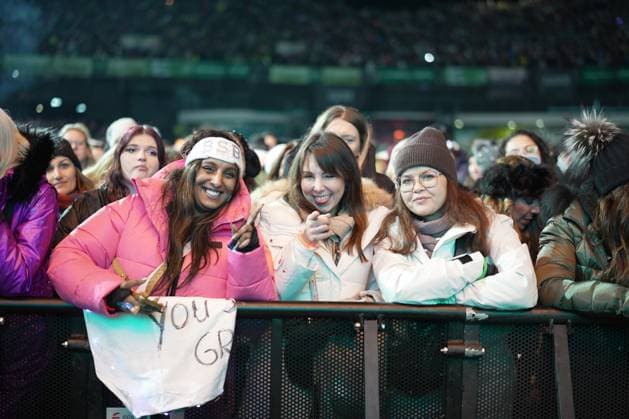 04 12 2025, Schladming, AUT, On the road in Styria, Ski Opening 2025, concert, in the picture Backstreet Boys, feature, overview, Planai Stadium, feature, fan, concert,